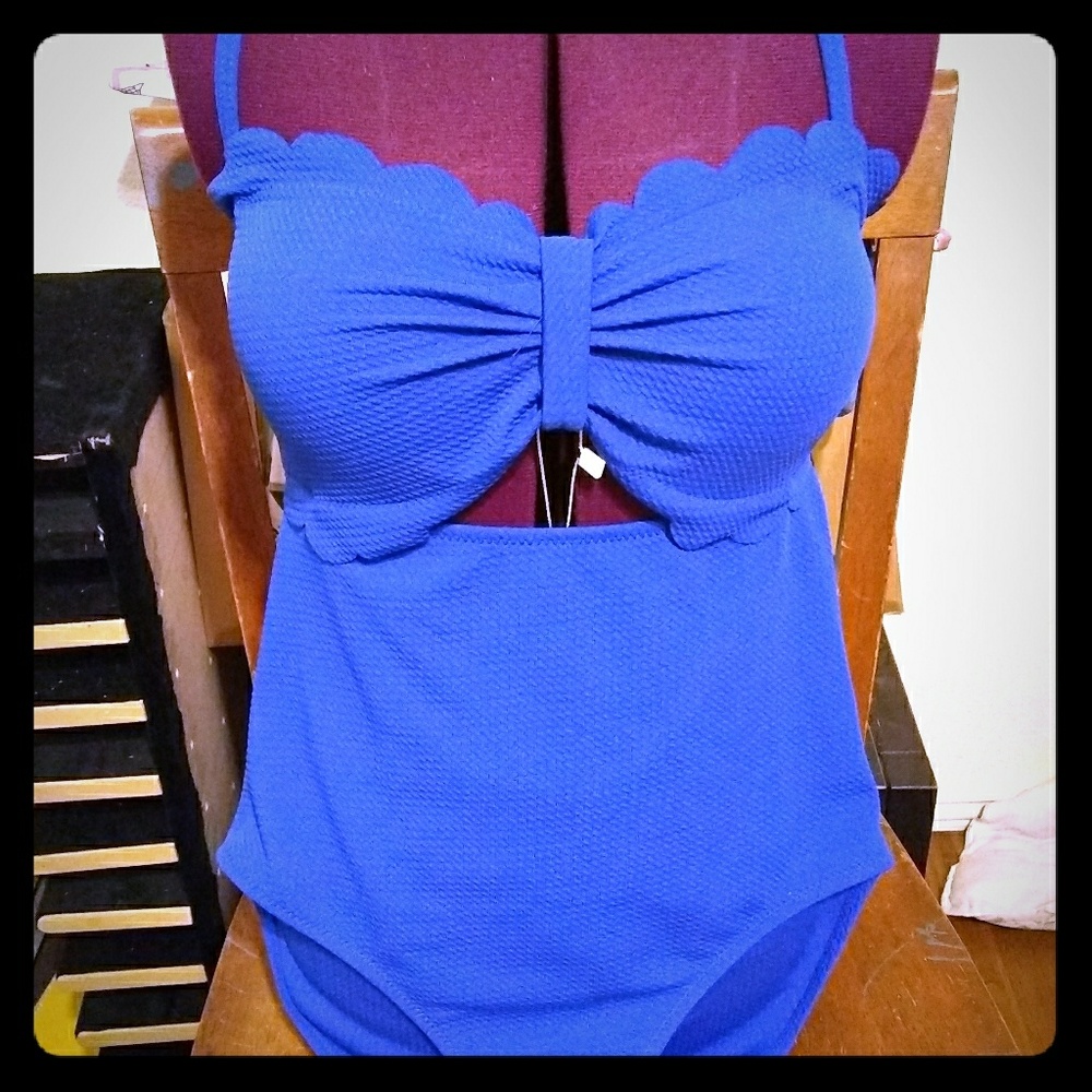 👙 Halter one piece bathing suit👙